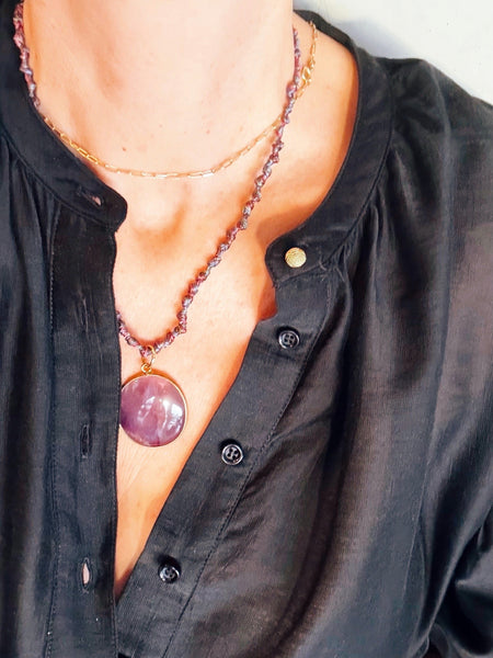 Lilac gold-set amethyst teardrop necklace — handmade in Lausanne, Switzerland by Carmen Salvador
